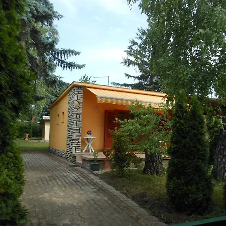 Vakantiehuis Cozy Family At The Siófok